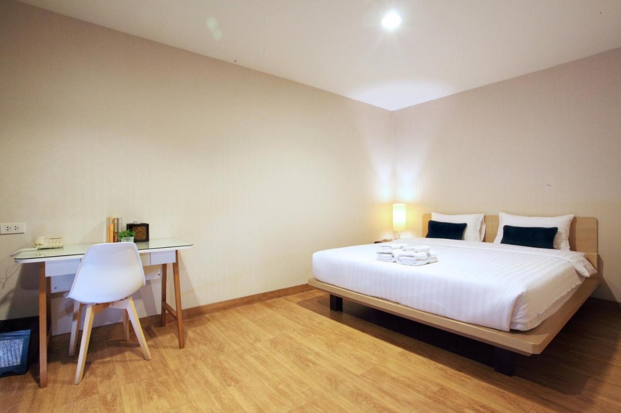 Narita Amata Hotel Chonburi Exterior foto