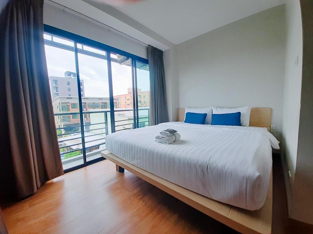 Narita Amata Hotel Chonburi Exterior foto